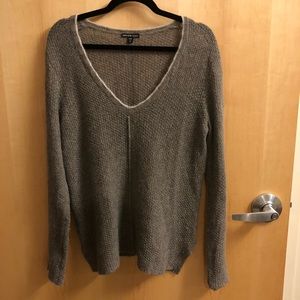 James Perse sweater size 4 (L)